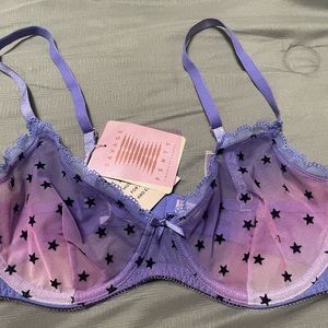 Star wireless Savage X fenty